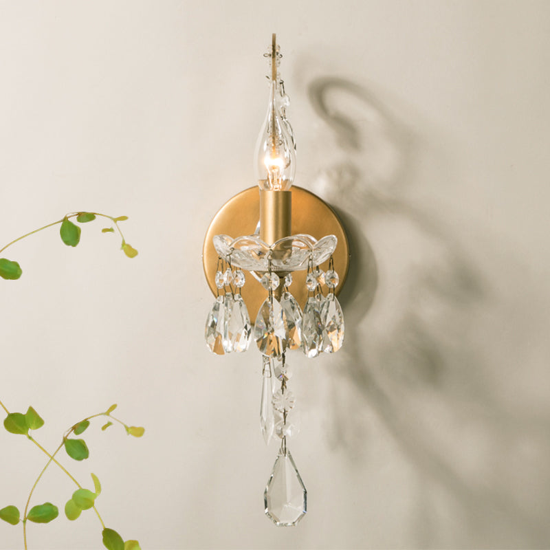 Candelabra Metallic Wall Light Traditional 1-Bulb Hallway Wall Lamp with Crystal Droplet in Gold Gold Clearhalo 'Wall Lamps & Sconces' 'Wall Lights' Lighting' 1031123