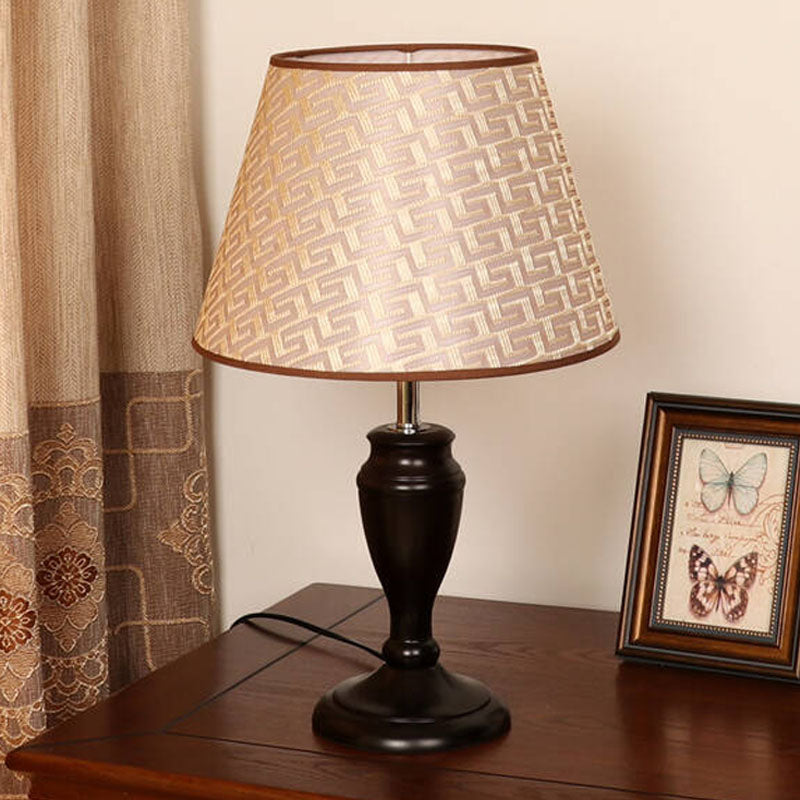 Brown 1 Head Table Light Rural Fabric Tapered Shade Nightstand Lamp with Flower/Slash/Geometric Pattern Brown A Clearhalo 'Lamps' 'Table Lamps' Lighting' 1034282