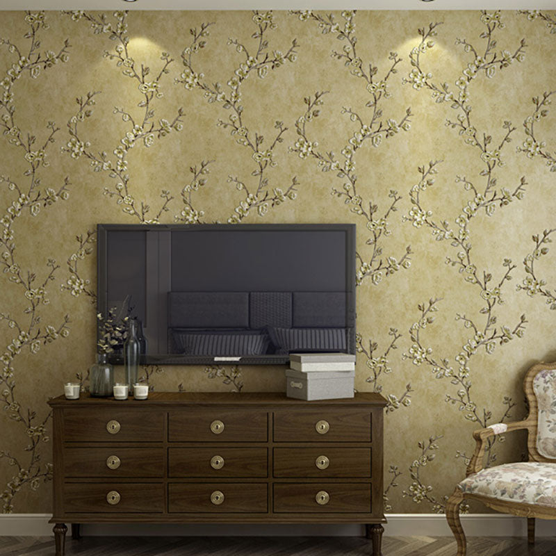 Neutral Color Countryside Flower Wallpaper Stain-Resistant Wall Covering for Guest Room, Peel and Stick Yellow Clearhalo 'Country wall decor' 'Rustic' 'Wallpaper' Wall Decor' 1042066