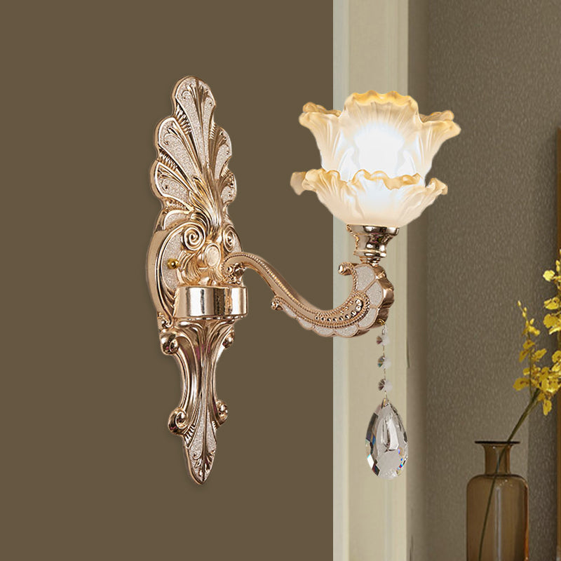 Layered Lettuce-Edge Chamber Wall Lamp Antique Frosted Glass 1/2-Light Gold Sconce Light Fixture Clearhalo 'Wall Lamps & Sconces' 'Wall Lights' Lighting' 1063073