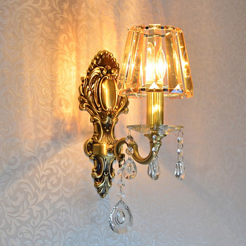 1-Light Candle Wall Sconce Traditional Brass Metal Wall Lighting with Conical Clear Crystal Shade Clearhalo 'Cast Iron' 'Glass' 'Industrial' 'Modern wall lights' 'Modern' 'Tiffany' 'Traditional wall lights' 'Wall Lamps & Sconces' 'Wall Lights' Lighting' 1063137