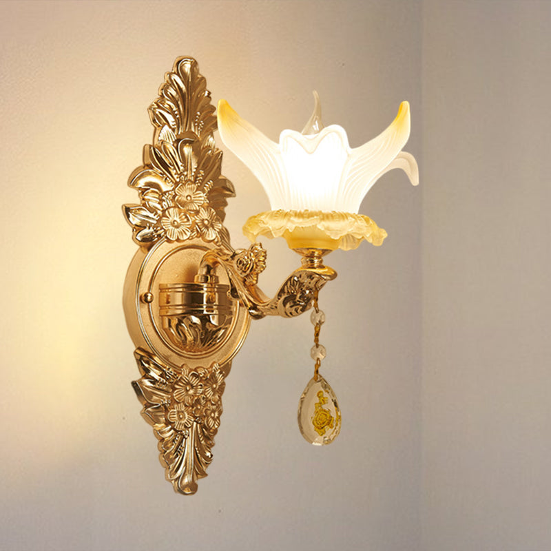 Gold Lily Shade Wall Mounted Lamp Traditional Ribbed Glass 1/2-Bulb Living Room Wall Light Clearhalo 'Wall Lamps & Sconces' 'Wall Lights' Lighting' 1125282