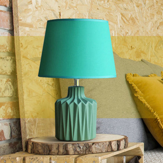 Green Ridged Jar Shaped Table Lamp Nordic Ceramic 1-Light Living Room Nightstand Light with Tapered Lampshade Clearhalo 'Lamps' 'Table Lamps' Lighting' 1136638