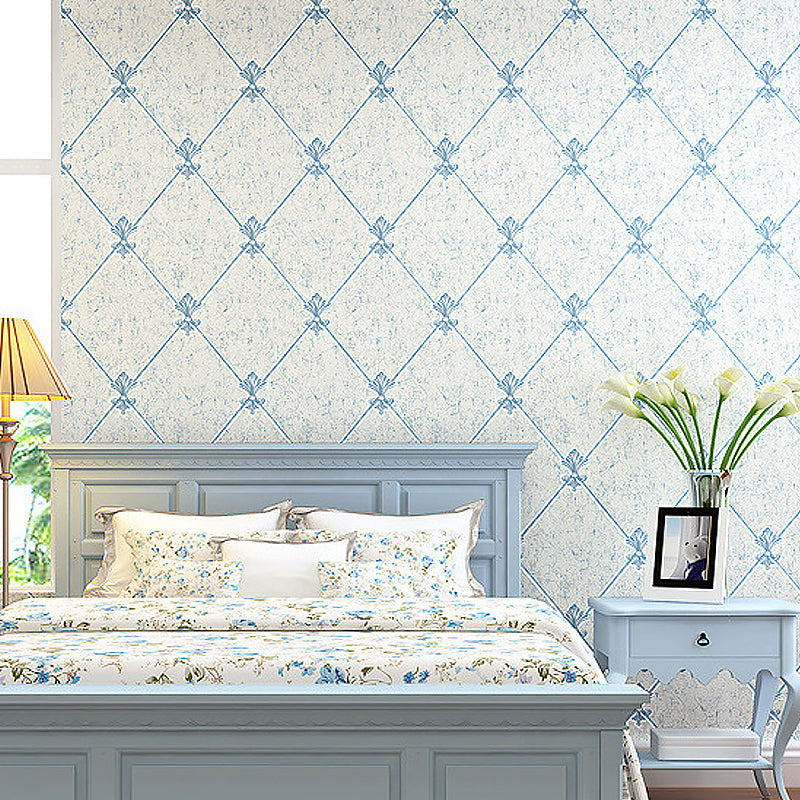 Lattice and Fleur De Lis Wallpaper Modern Moisture Resistant Bedroom Wall Covering, 57.1-sq ft Denim Blue Clearhalo 'Modern wall decor' 'Modern' 'Wallpaper' Wall Decor' 1170455