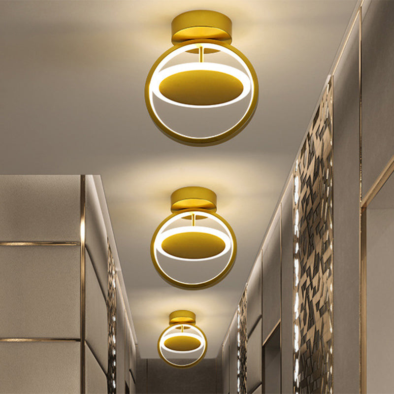 Minimal Circle Flush Lighting Metallic LED Corridor Flush Mount Fixture in Gold, White/Warm Light Clearhalo 'Ceiling Lights' 'Close To Ceiling Lights' 'Close to ceiling' 'Flush mount' Lighting' 1193921