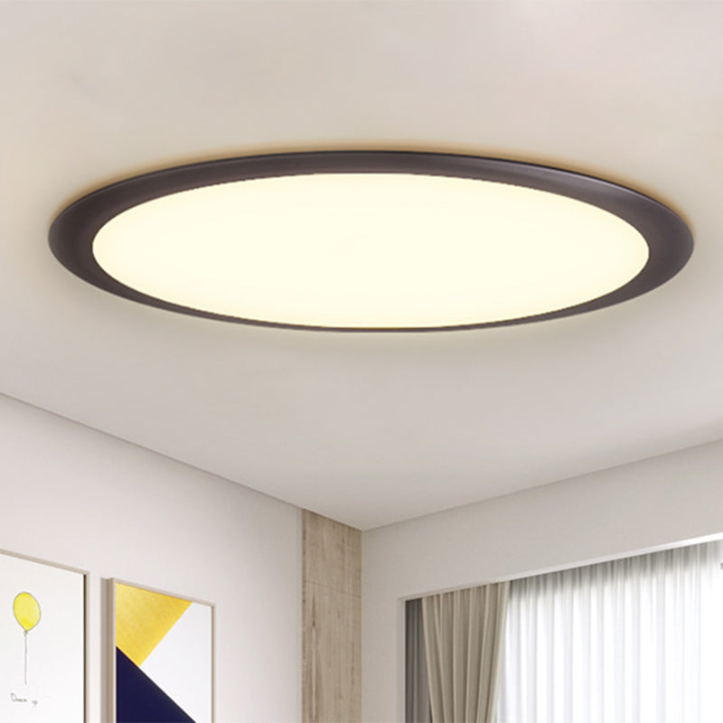 Metallic Round Ceiling Mounted Fixture Minimalist LED Black Flush Lighting in White/Warm Light, 16.5"/20.5"/24.5" Dia Black Clearhalo 'Ceiling Lights' 'Close To Ceiling Lights' 'Close to ceiling' 'Flush mount' Lighting' 1193933