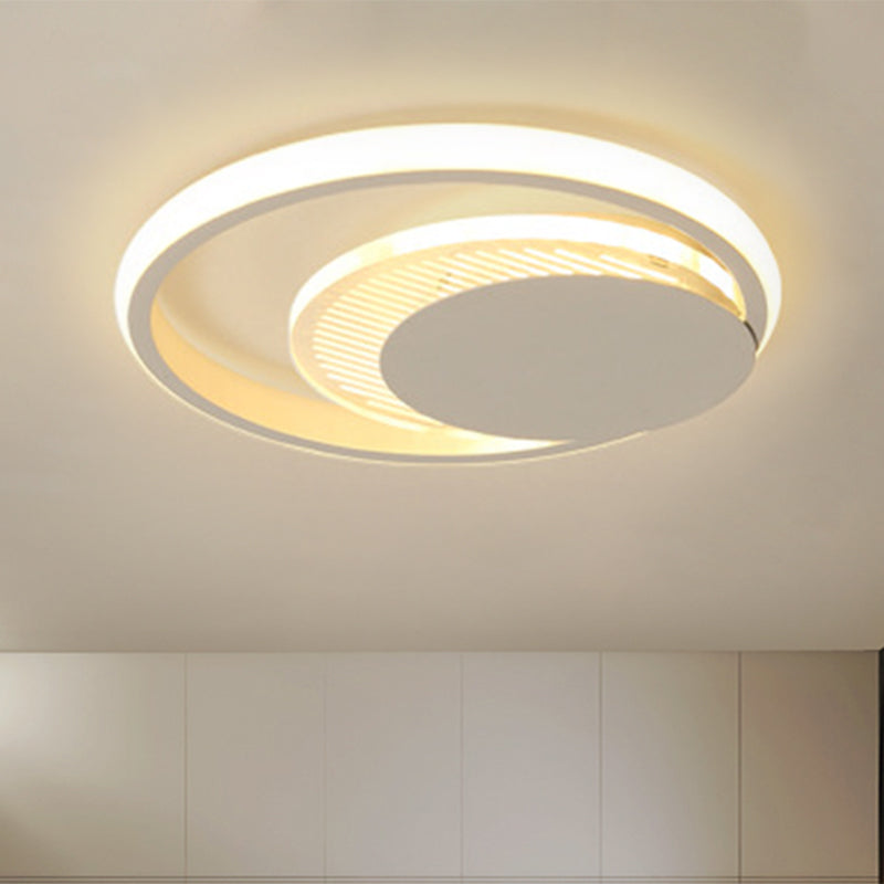 Metal Circle Flush Ceiling Light Simple White/Black Finish LED Flushmount Lamp in White/Warm Light Clearhalo 'Ceiling Lights' 'Close To Ceiling Lights' 'Close to ceiling' 'Flush mount' Lighting' 1193956