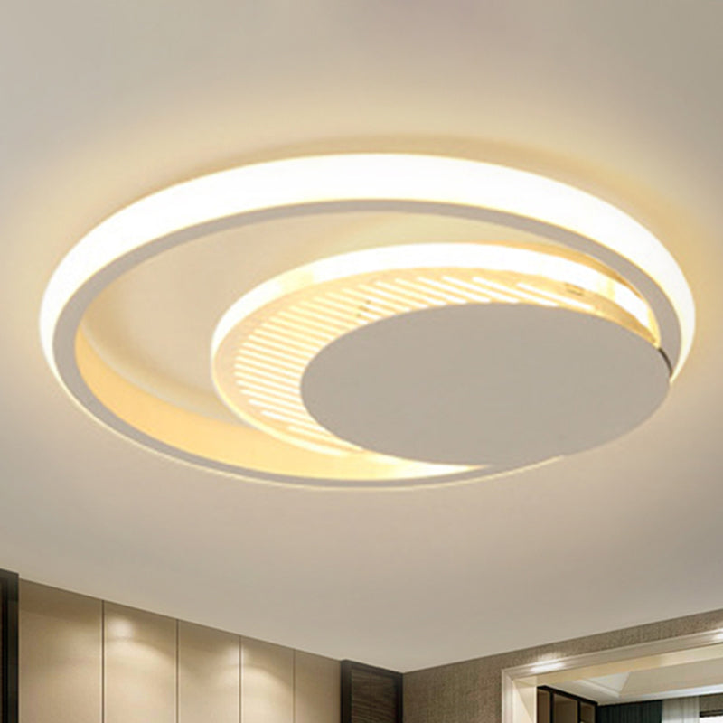 Metal Circle Flush Ceiling Light Simple White/Black Finish LED Flushmount Lamp in White/Warm Light Clearhalo 'Ceiling Lights' 'Close To Ceiling Lights' 'Close to ceiling' 'Flush mount' Lighting' 1193957