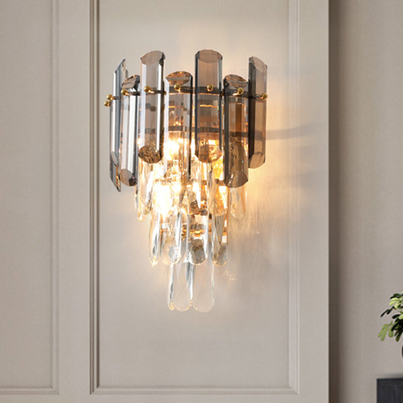 Single-Bulb Wall Light Sconce Modern Tiered Clear and Smoke Grey Cut Crystal Wall Lighting Fixture Clearhalo 'Cast Iron' 'Glass' 'Industrial' 'Modern wall lights' 'Modern' 'Tiffany' 'Traditional wall lights' 'Wall Lamps & Sconces' 'Wall Lights' Lighting' 1194334