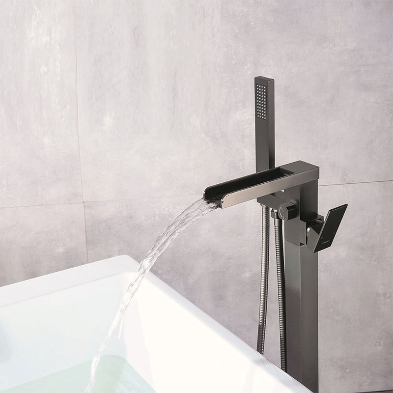 Floor Mounted High Arc Freestanding Tub Filler Copper Freestanding Tub Filler Trim Clearhalo 'Bathroom Remodel & Bathroom Fixtures' 'Bathtub Faucets' 'bathtub_faucets' 'Home Improvement' 'home_improvement' 'home_improvement_bathtub_faucets' 1200x1200_011e058b-37f9-4529-9873-0dee14494c8c