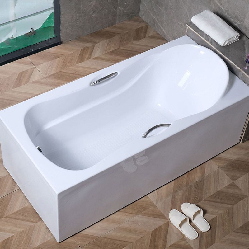 Modern Style Freestanding Bath Tub Acrylic Soaking Bathtub in White Clearhalo 'Bathroom Remodel & Bathroom Fixtures' 'Bathtubs' 'Home Improvement' 'home_improvement' 'home_improvement_bathtubs' 'Showers & Bathtubs' 1200x1200_02db9dc6-0ae2-46a9-be54-a72492ec7f4b