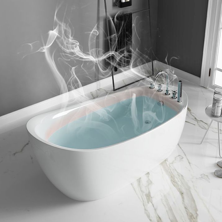 Freestanding Oval Bath Tub Modern Acrylic-Fiberglass Soaking Bathtub Clearhalo 'Bathroom Remodel & Bathroom Fixtures' 'Bathtubs' 'Home Improvement' 'home_improvement' 'home_improvement_bathtubs' 'Showers & Bathtubs' 1200x1200_0350bafb-98ad-4101-836d-0d7e23eb8968