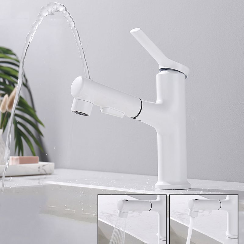 Modern Vessel Sink Faucet Copper Single Handle Low Arc Retractable Vessel Faucet Clearhalo 'Bathroom Remodel & Bathroom Fixtures' 'Bathroom Sink Faucets' 'Bathroom Sinks & Faucet Components' 'bathroom_sink_faucets' 'Conjunta de Baño y Conjunta de Grifo' 'Coronamiento de Baño y Dispositivo de Baño' 'Grifo del lavabo del baño' 'Hogar' 'Home Improvement' 'home_improvement' 'home_improvement_bathroom_sink_faucets' 'Mejoras para el hogar' 1200x1200_056c1f0e-3186-4d5d-8a41-9b3bab6e2dda