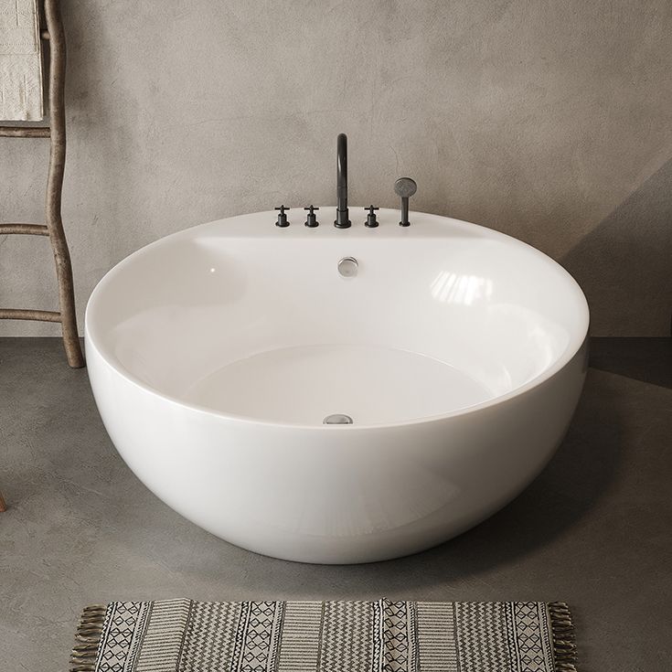 Soaking Antique Finish Round Bathtub Stand Alone Modern Bath Tub Clearhalo 'Bathroom Remodel & Bathroom Fixtures' 'Bathtubs' 'Home Improvement' 'home_improvement' 'home_improvement_bathtubs' 'Showers & Bathtubs' 1200x1200_08857866-73e7-4d24-b3cb-d6d17fcc2899