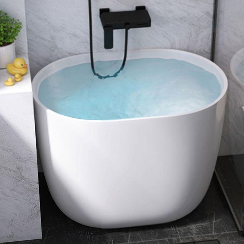 Modern Ellipse White Acrylic Bathtub Back to Wall with Drain Bath Tub Clearhalo 'Bathroom Remodel & Bathroom Fixtures' 'Bathtubs' 'Home Improvement' 'home_improvement' 'home_improvement_bathtubs' 'Showers & Bathtubs' 1200x1200_0a0c2d80-7946-4fe9-8bf6-186e5cdff139