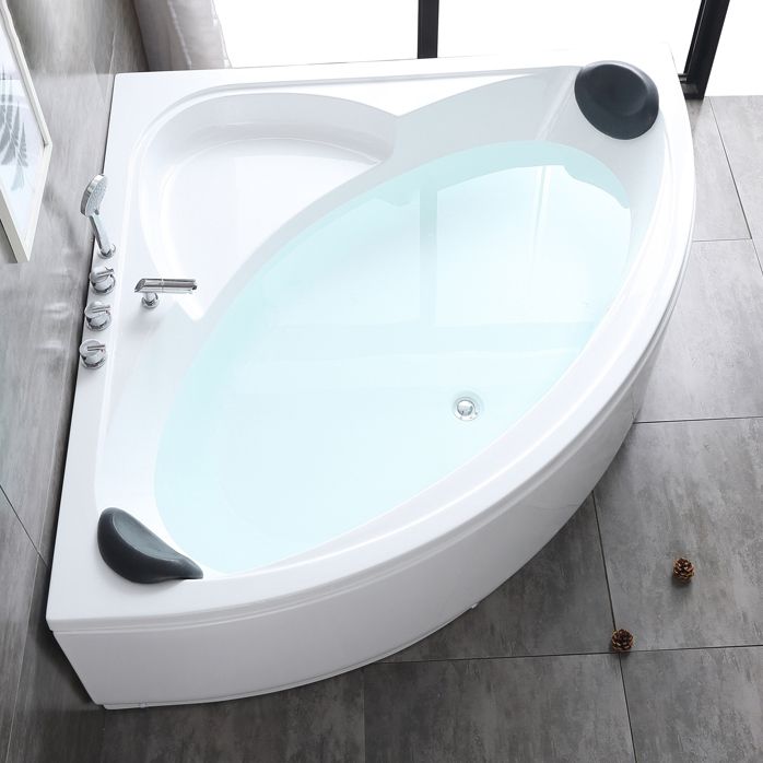 Corner Modern Bath Acrylic Soaking White Back to Wall Bathtub Clearhalo 'Bathroom Remodel & Bathroom Fixtures' 'Bathtubs' 'Home Improvement' 'home_improvement' 'home_improvement_bathtubs' 'Showers & Bathtubs' 1200x1200_0c7968df-bff6-4d23-b346-26ded8543ddf