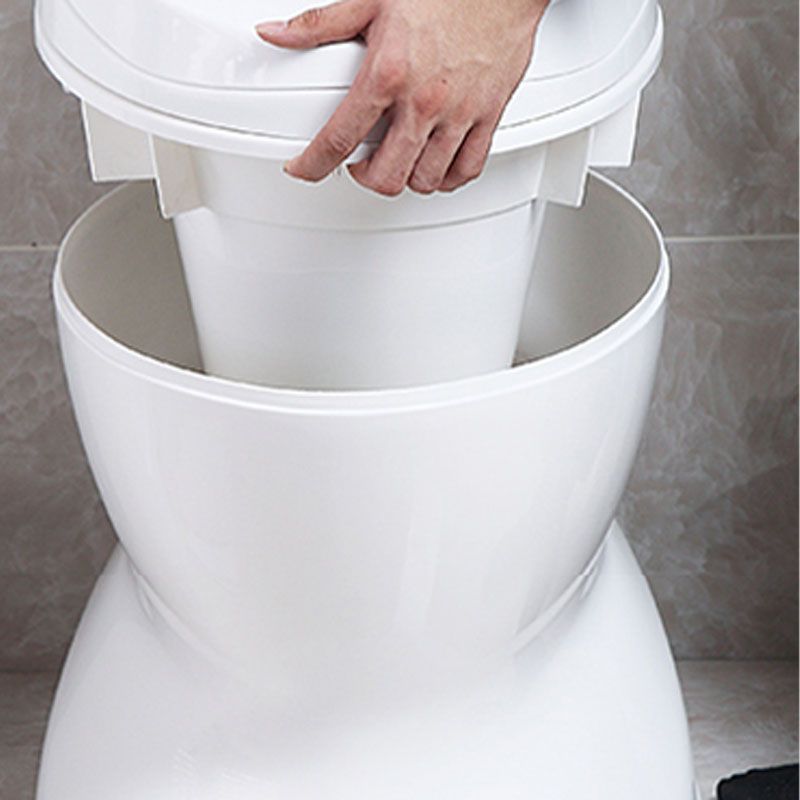Modern Plastic Toilet Floor Mounted Toilet Bowl with Slow Close Seat for Bathroom Clearhalo 'Bathroom Remodel & Bathroom Fixtures' 'Home Improvement' 'home_improvement' 'home_improvement_toilets' 'Toilets & Bidets' 'Toilets' 1200x1200_0e541a57-477b-48b3-828f-9b7c515a426b