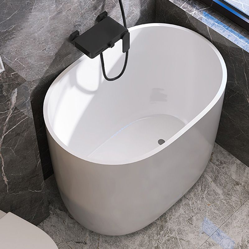 Modern Ellipse White Acrylic Bathtub Back to Wall with Drain Bath Tub Clearhalo 'Bathroom Remodel & Bathroom Fixtures' 'Bathtubs' 'Home Improvement' 'home_improvement' 'home_improvement_bathtubs' 'Showers & Bathtubs' 1200x1200_0ea01b16-f742-4c9d-a5ab-c5447f3c2760