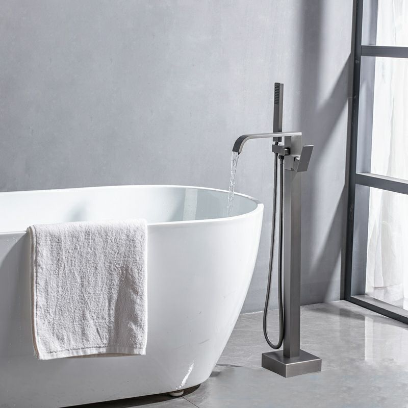 Floor Mounted Metal Freestanding Tub Filler Swivel Freestanding Faucet Clearhalo 'Bathroom Remodel & Bathroom Fixtures' 'Bathtub Faucets' 'bathtub_faucets' 'Home Improvement' 'home_improvement' 'home_improvement_bathtub_faucets' 1200x1200_12135f40-3138-4ffd-bb4c-3bf01436ae10