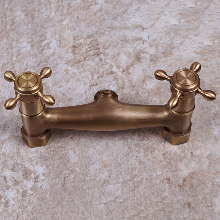 Brass Wide Spread Bathroom Faucet Industrial Lever Lavatory Faucet Clearhalo 'bathroom_sink_faucets' 'Conjuntos de Torneiras de Lavatório e Banheiro' 'home_improvement' 'home_improvement_bathroom_sink_faucets' 'Mobiliário Doméstico' 'Página inicial' 'Renovação e equipamento de casa de banho' 'Torneira para lavatório de banheiro' 1200x1200_12192d0d-bfb5-477a-a167-3aebb0809be8