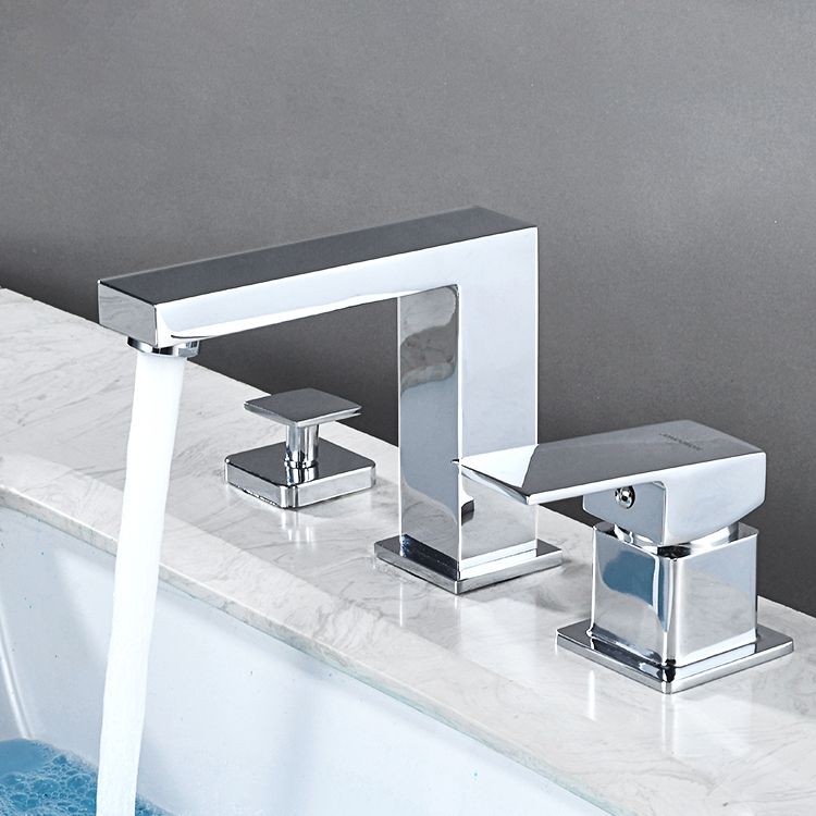 Contemporary Bath Faucet Trim Deck Mounted Low Arc Bathroom Faucet Clearhalo 'Bathroom Remodel & Bathroom Fixtures' 'Bathtub Faucets' 'bathtub_faucets' 'Home Improvement' 'home_improvement' 'home_improvement_bathtub_faucets' 1200x1200_15769cce-5234-4d3a-9158-0f9530d8f8d2