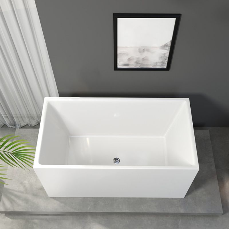 Modern Soaking Freestanding Bath Tub Acrylic Bathroom Bathtub in White Clearhalo 'Bathroom Remodel & Bathroom Fixtures' 'Bathtubs' 'Home Improvement' 'home_improvement' 'home_improvement_bathtubs' 'Showers & Bathtubs' 1200x1200_16d2c2b4-9b61-42cb-ae1d-16f56acdcdec