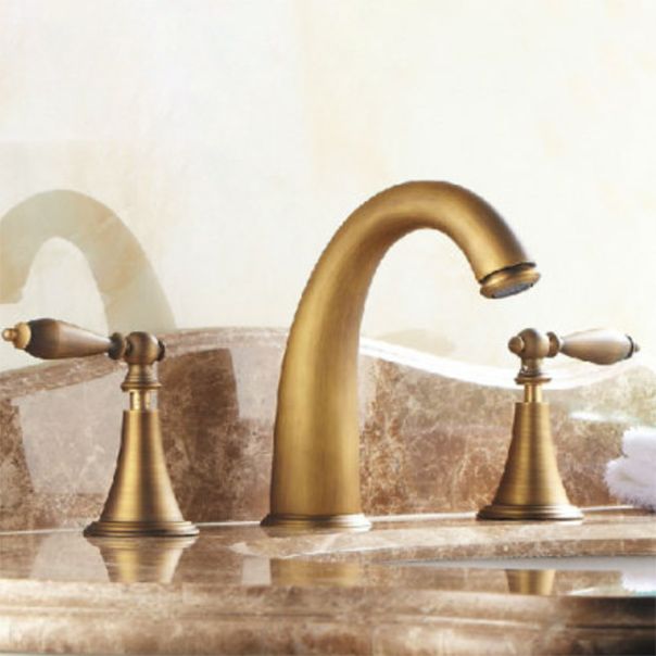 Copper Deck Mounted Roman Tub Faucet Low Arc Roman Tub Faucet Set Clearhalo 'Bathroom Remodel & Bathroom Fixtures' 'Bathtub Faucets' 'bathtub_faucets' 'Home Improvement' 'home_improvement' 'home_improvement_bathtub_faucets' 1200x1200_173fdc43-dea9-4a22-96c6-e7c9cdc723b7