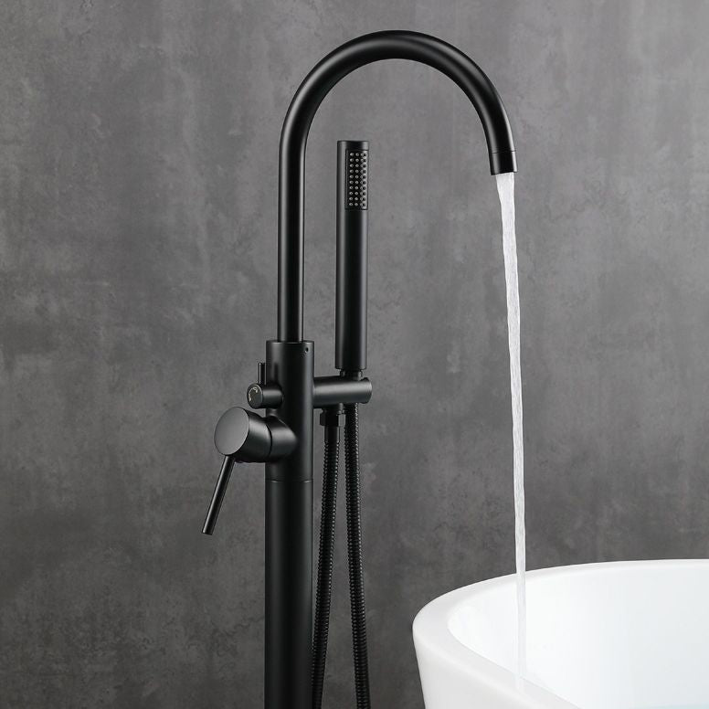 Traditional Floor Mounted Metal Freestanding Tub Filler Single Handle Freestanding Faucet Clearhalo 'Bathroom Remodel & Bathroom Fixtures' 'Bathtub Faucets' 'bathtub_faucets' 'Home Improvement' 'home_improvement' 'home_improvement_bathtub_faucets' 1200x1200_17bac9ce-aeae-49b6-91b7-daac673dec7c