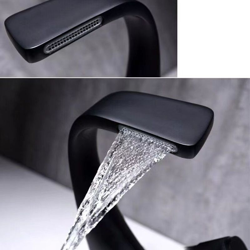 Knob Handle Faucet Contemporary Style Faucet with Waterfall Spout Clearhalo 'Bathroom Remodel & Bathroom Fixtures' 'Bathroom Sink Faucets' 'Bathroom Sinks & Faucet Components' 'bathroom_sink_faucets' 'Home Improvement' 'home_improvement' 'home_improvement_bathroom_sink_faucets' 1200x1200_1bc38d79-2429-4eb8-8a72-e313b3d2554f