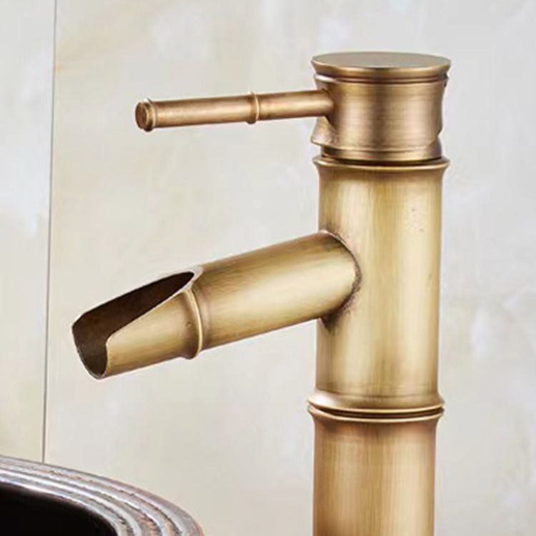 Farmhouse 1 Hole Vanity Sink Faucet Brass Circular Basin Faucet Clearhalo 'bathroom_sink_faucets' 'Conjunta de Baño y Conjunta de Grifo' 'Coronamiento de Baño y Dispositivo de Baño' 'Grifo del lavabo del baño' 'Hogar' 'home_improvement' 'home_improvement_bathroom_sink_faucets' 'Mejoras para el hogar' 1200x1200_1f290ea3-1c75-45ea-bc1f-627d62f0ac84