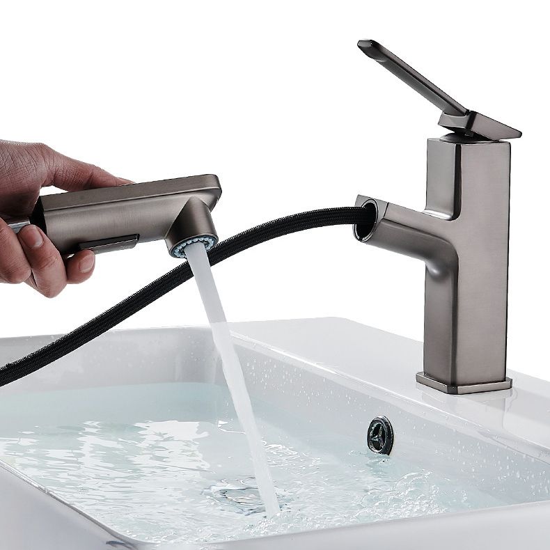 Modern Bathroom Vessel Faucet Solid Color Brass Vessel Sink Faucet for Bathroom Clearhalo 'Accueil' 'Amélioration Domiciliaire' 'bathroom_sink_faucets' 'Ensembles de Lavabo & de Robinet de Toilette' 'home_improvement' 'home_improvement_bathroom_sink_faucets' 'Robinet de Lavabo de Salle de Bain' 'Rénovation et Équipement de Salle de Bain' 1200x1200_1f3e86e5-e067-436d-a923-d34c3d4ecd9f