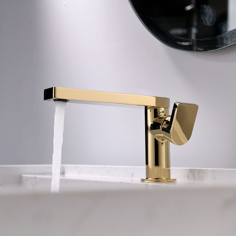 Modern Brass Bathroom Faucet Knob Handles Deck-mount Fixed Faucet Clearhalo 'Bathroom Remodel & Bathroom Fixtures' 'Bathtub Faucets' 'bathtub_faucets' 'Home Improvement' 'home_improvement' 'home_improvement_bathtub_faucets' 1200x1200_1f831ebd-b046-45a3-a850-3635070984d4