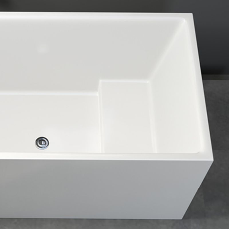 Modern Soaking Freestanding Bath Tub Acrylic Bathroom Bathtub in White Clearhalo 'Bathroom Remodel & Bathroom Fixtures' 'Bathtubs' 'Home Improvement' 'home_improvement' 'home_improvement_bathtubs' 'Showers & Bathtubs' 1200x1200_206f7233-59bf-48d5-beaf-cbcbb97596e4