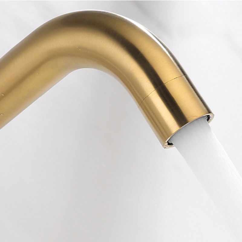 Glam 1-Handle Bathroom Sink Faucet Circular Wall Mounted Bathroom Faucet Clearhalo 'bathroom_sink_faucets' 'Conjunta de Baño y Conjunta de Grifo' 'Coronamiento de Baño y Dispositivo de Baño' 'Grifo del lavabo del baño' 'Hogar' 'home_improvement' 'home_improvement_bathroom_sink_faucets' 'Mejoras para el hogar' 1200x1200_24a493d7-016b-49b9-aeb0-cca4e7dccda7