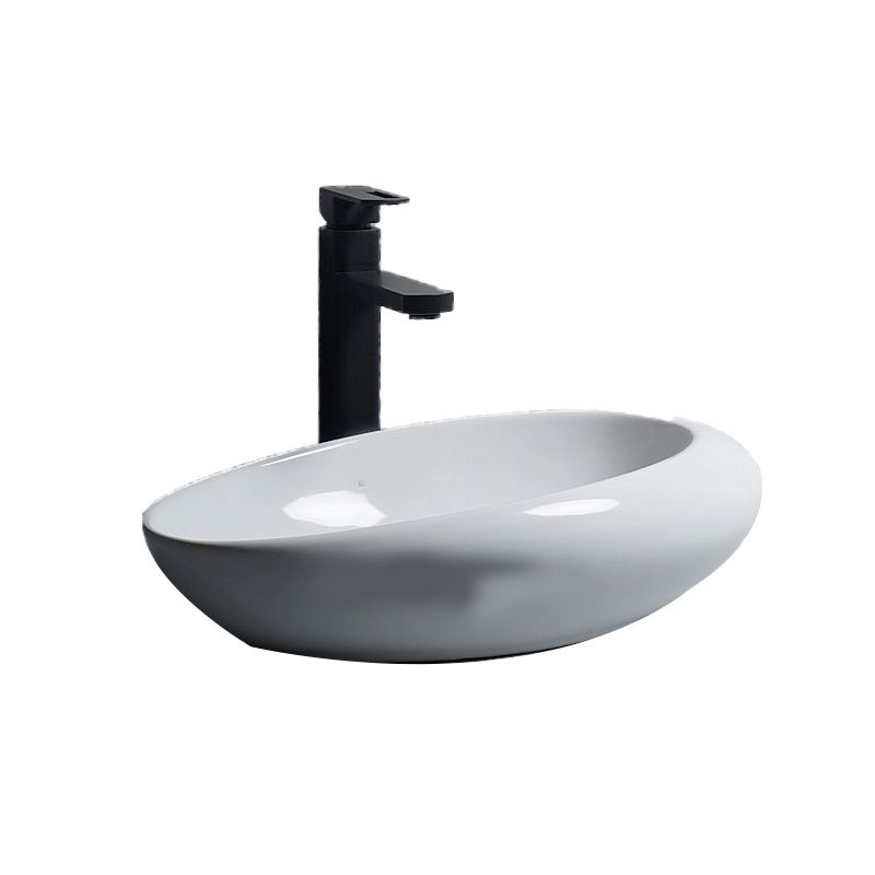 Modern Bathroom Sink Porcelain Oval-Shape Vessel Bathroom Sink with Pop-Up Drain Clearhalo 'Bathroom Remodel & Bathroom Fixtures' 'Bathroom Sinks & Faucet Components' 'Bathroom Sinks' 'bathroom_sink' 'Home Improvement' 'home_improvement' 'home_improvement_bathroom_sink' 1200x1200_265cde4b-542b-45b2-b612-bf90d3c6da26