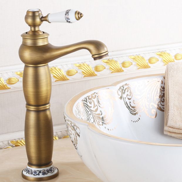 Country Wide Spread Bathroom Faucet Vintage Vanity Sink Faucet Clearhalo 'bathroom_sink_faucets' 'Conjunta de Baño y Conjunta de Grifo' 'Coronamiento de Baño y Dispositivo de Baño' 'Grifo del lavabo del baño' 'Hogar' 'home_improvement' 'home_improvement_bathroom_sink_faucets' 'Mejoras para el hogar' 1200x1200_2727f187-8c25-4274-91a3-85977de2a4fa