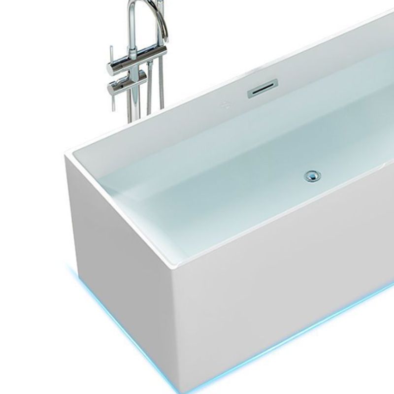 Modern Freestanding Soaking Bathtub Rectangle Acrylic Bathtub in White Clearhalo 'Bathroom Remodel & Bathroom Fixtures' 'Bathtubs' 'Home Improvement' 'home_improvement' 'home_improvement_bathtubs' 'Showers & Bathtubs' 1200x1200_297013fb-145a-4bea-8fa7-0b1659400b5a