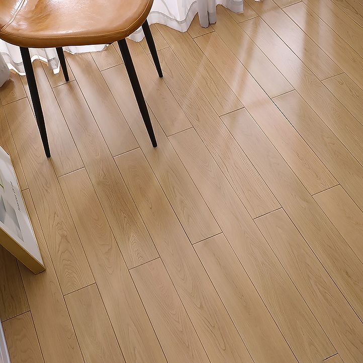 Traditional Waterproof Wood Flooring Solid Wood Engineered Flooring Tiles Clearhalo 'Flooring 'Hardwood Flooring' 'hardwood_flooring' 'Home Improvement' 'home_improvement' 'home_improvement_hardwood_flooring' Walls and Ceiling' 1200x1200_2b62ed78-16b9-4310-9203-025cae9a9dff