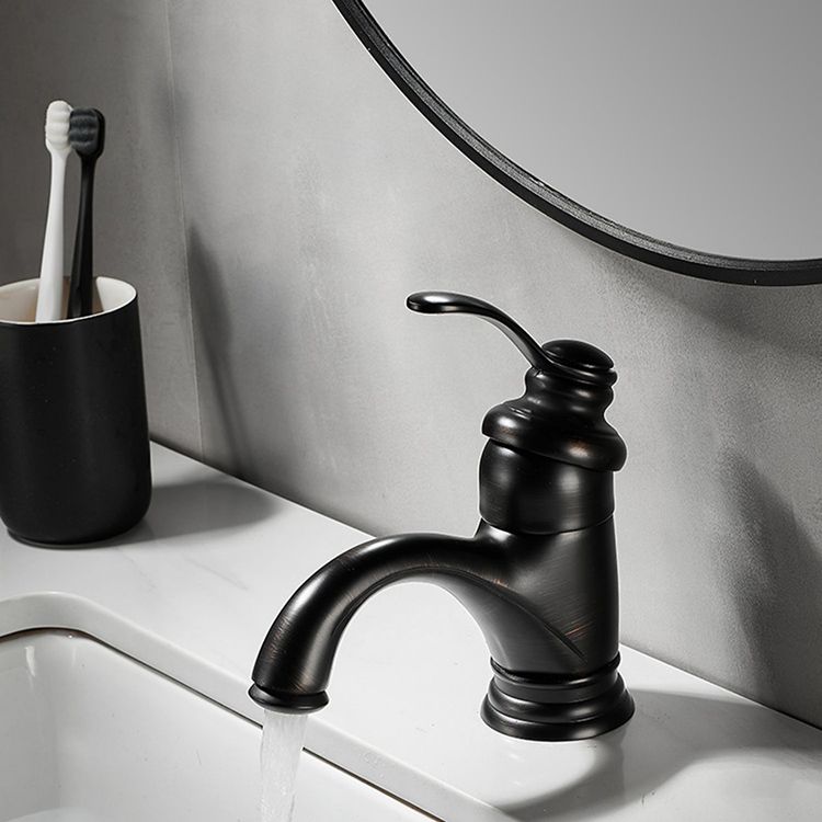 Traditional Wide Spread Bathroom Faucet Lever Handles Lavatory Faucet Clearhalo 'bathroom_sink_faucets' 'Conjuntos de Torneiras de Lavatório e Banheiro' 'home_improvement' 'home_improvement_bathroom_sink_faucets' 'Mobiliário Doméstico' 'Página inicial' 'Renovação e equipamento de casa de banho' 'Torneira para lavatório de banheiro' 1200x1200_2d716ce7-afc9-4de1-b933-0ec36eb5b2fa