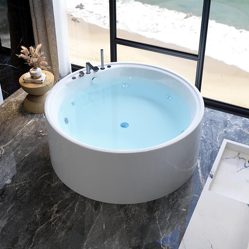 Modern Round Freestanding Bathtub Acrylic White Bath Tub for Home Clearhalo 'Bathroom Remodel & Bathroom Fixtures' 'Bathtubs' 'Home Improvement' 'home_improvement' 'home_improvement_bathtubs' 'Showers & Bathtubs' 1200x1200_2f402c16-7412-4aca-a1a6-455cb866d150