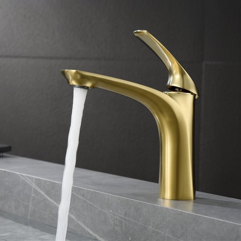 Modern Style Centerset Faucet Lever Handles Faucet for Bathroom Clearhalo 'Bathroom Remodel & Bathroom Fixtures' 'Bathroom Sink Faucets' 'Bathroom Sinks & Faucet Components' 'bathroom_sink_faucets' 'Home Improvement' 'home_improvement' 'home_improvement_bathroom_sink_faucets' 1200x1200_30b1c366-7403-4f72-b804-af4fbc1203a7