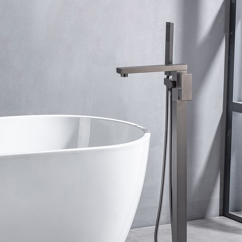 Modern Floor Mounted Metal Freestanding Tub Filler One Handle Freestanding Bathtub Faucet Clearhalo 'Bathroom Remodel & Bathroom Fixtures' 'Bathtub Faucets' 'bathtub_faucets' 'Home Improvement' 'home_improvement' 'home_improvement_bathtub_faucets' 1200x1200_35ef9ea0-ab9a-42fc-a72f-da1f86988bdb