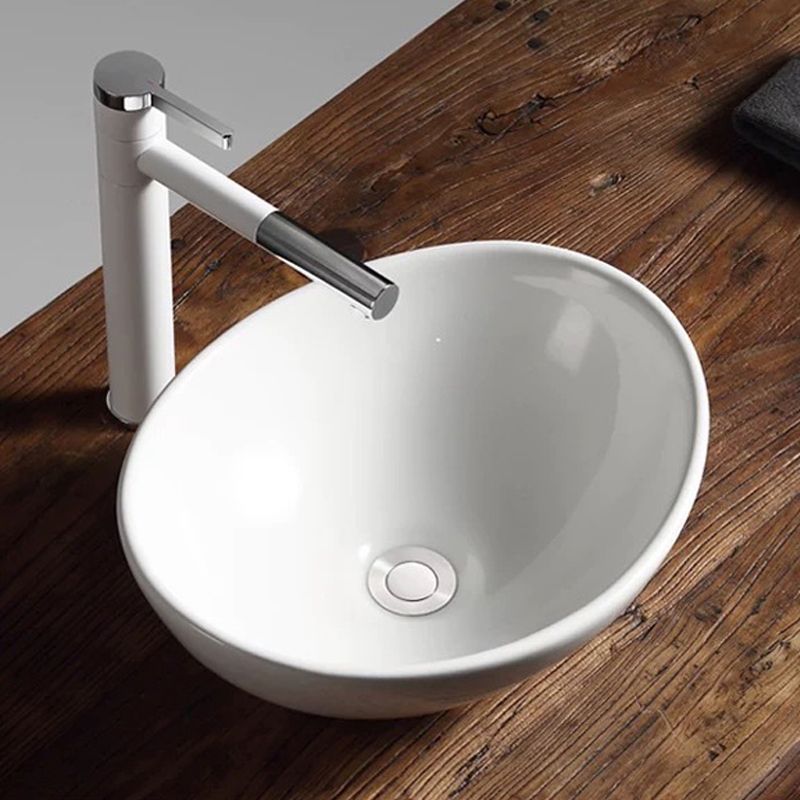 Modern Vessel Bathroom Sink Porcelain Oval with Pop-Up Drain Bathroom Sink Clearhalo 'Bathroom Remodel & Bathroom Fixtures' 'Bathroom Sinks & Faucet Components' 'Bathroom Sinks' 'bathroom_sink' 'Home Improvement' 'home_improvement' 'home_improvement_bathroom_sink' 1200x1200_36dd9024-ae1f-4dac-8906-0bc29b8611ff