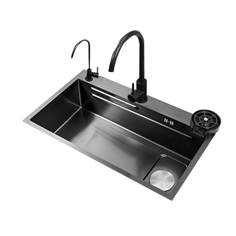 Contemporary Kitchen Sink Stainless Steel Kitchen Sink with Drain Assembly Clearhalo 'Home Improvement' 'home_improvement' 'home_improvement_kitchen_sinks' 'Kitchen Remodel & Kitchen Fixtures' 'Kitchen Sinks & Faucet Components' 'Kitchen Sinks' 'kitchen_sinks' 1200x1200_3b24439a-d3ac-40a0-8a47-0cbaef500e7e