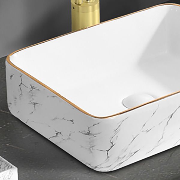 Contemporary Bathroom Sink Pop-Up Drain Porcelain Oval-Shape Vessel Bathroom Sink Clearhalo 'Bathroom Remodel & Bathroom Fixtures' 'Bathroom Sinks & Faucet Components' 'Bathroom Sinks' 'bathroom_sink' 'Home Improvement' 'home_improvement' 'home_improvement_bathroom_sink' 1200x1200_3bc0344a-5575-4ab1-8ef4-b7b364a7f14e