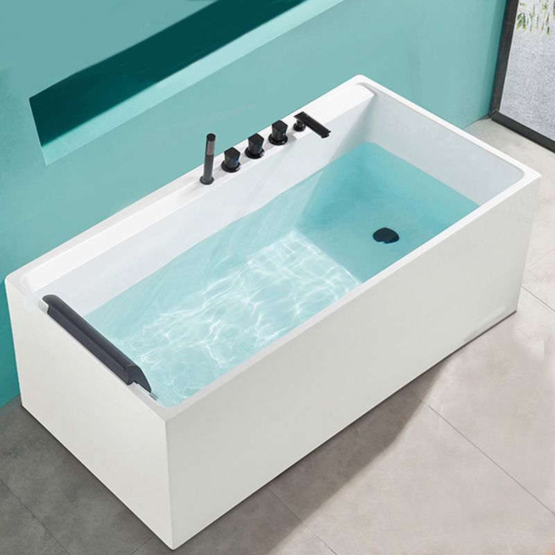 Modern White Rectangle Bathtub Acrylic Freestand Soaking Bathtub with Drain Bath Tub Clearhalo 'Bathroom Remodel & Bathroom Fixtures' 'Bathtubs' 'Home Improvement' 'home_improvement' 'home_improvement_bathtubs' 'Showers & Bathtubs' 1200x1200_3e33659e-2788-4f16-b19e-95be92e5ef76