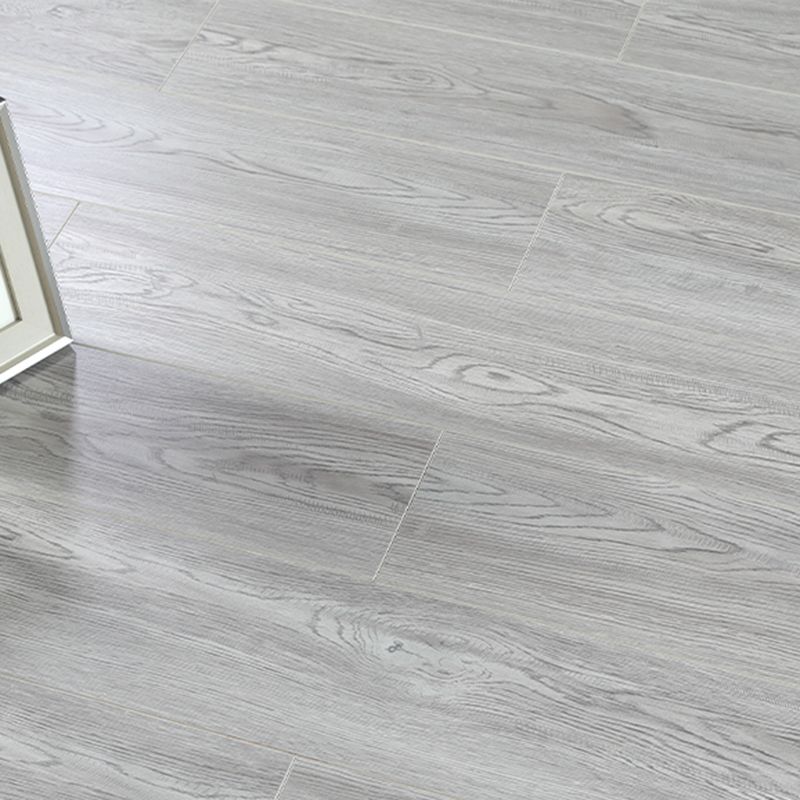 Traditional Flooring Planks Water Resistant Click-Locking Wood Floor Tile Clearhalo 'Flooring 'Hardwood Flooring' 'hardwood_flooring' 'Home Improvement' 'home_improvement' 'home_improvement_hardwood_flooring' Walls and Ceiling' 1200x1200_452ca0c6-f7bc-4a81-ae8d-49645d6e0c3b