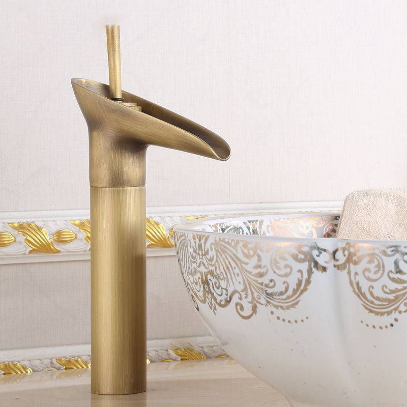 Circular Farmhouse Vessel Faucet Brass Lever Handle Bathroom Faucet Clearhalo 'bathroom_sink_faucets' 'Conjunta de Baño y Conjunta de Grifo' 'Coronamiento de Baño y Dispositivo de Baño' 'Grifo del lavabo del baño' 'Hogar' 'home_improvement' 'home_improvement_bathroom_sink_faucets' 'Mejoras para el hogar' 1200x1200_4584028d-53cf-4721-b6e5-aa9dd6862420