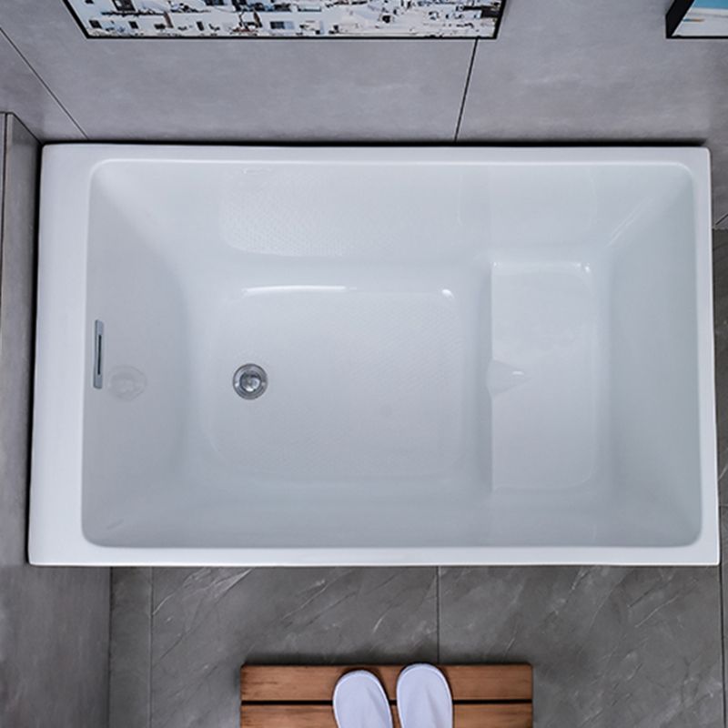 White Back to Wall Soaking Bathtub Contemporary Rectangular Acrylic Bath Tub Clearhalo 'Bathroom Remodel & Bathroom Fixtures' 'Bathtubs' 'Home Improvement' 'home_improvement' 'home_improvement_bathtubs' 'Showers & Bathtubs' 1200x1200_49ef48e4-a850-4572-a475-c5526f133c5b