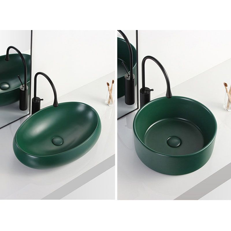 Modern Bathroom Sink Rectangular Vessel Lavatory Sink in Green Clearhalo 'Bathroom Remodel & Bathroom Fixtures' 'Bathroom Sinks & Faucet Components' 'Bathroom Sinks' 'bathroom_sink' 'Home Improvement' 'home_improvement' 'home_improvement_bathroom_sink' 1200x1200_4a1154b5-1ee8-46db-9c27-7d7857f47826